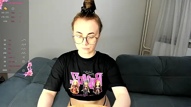 MewStella online show from January 12, 6:02 pm