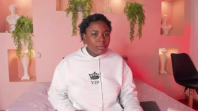 NanyMoreno online show from January 12, 1:05 pm