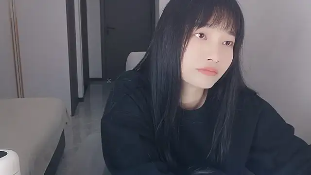 Lisa-3333 online show from March 29, 1:43 pm
