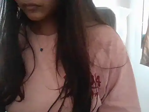 luv johrrra online show from November 9, 9:05 am