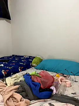 Milly Sweet14 online show from September 25, 3:05 am