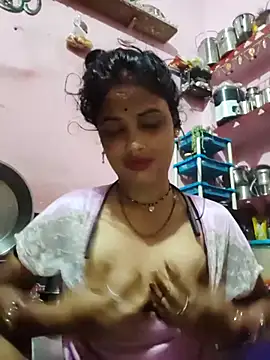 Cut ragni online show from October 13, 11:40 pm