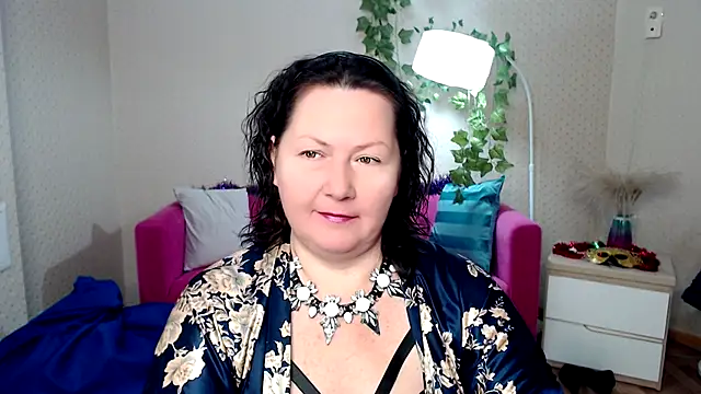 milf hornys online show from November 28, 5:38 pm