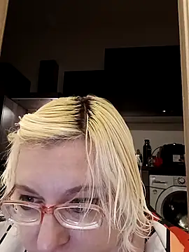 VikaKing online show from December 16, 5:08 pm