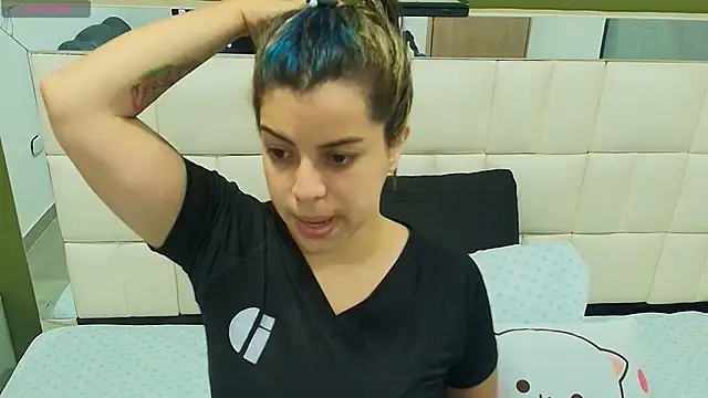 gisell gomez online show from September 26, 12:25 pm