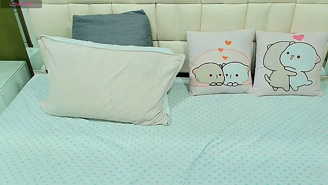 gisell gomez online show from September 11, 12:05 pm