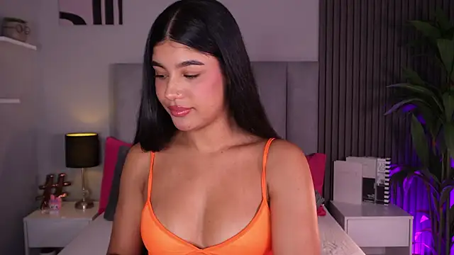 barbaramarmol online show from April 16, 12:49 pm