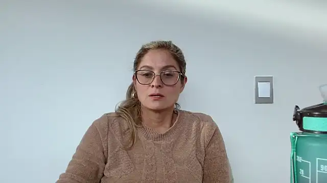 linda-mature43 online show from September 18, 9:57 pm