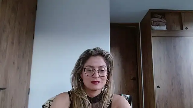 linda-mature43 online show from October 30, 10:33 pm