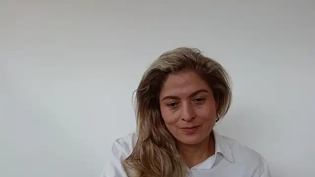 linda-mature43 online show from October 3, 7:30 pm