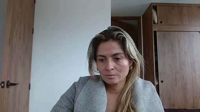 linda-mature43 online show from November 19, 1:44 pm