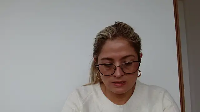 linda-mature43 online show from September 30, 5:51 pm