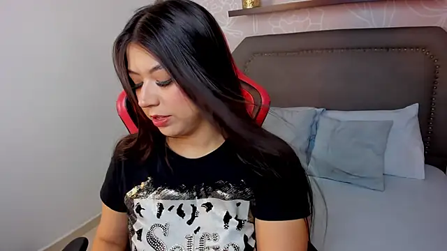 anagil  online show from February 15, 12:59 pm