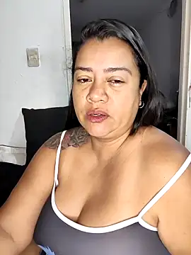 NARNYALABELLA online show from April 4, 11:20 am