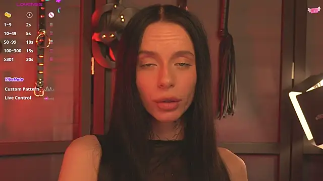 livia starwars online show from October 14, 9:50 pm