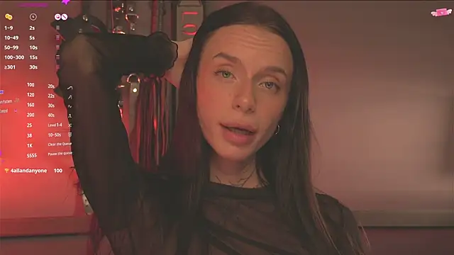 livia starwars online show from September 21, 9:46 pm