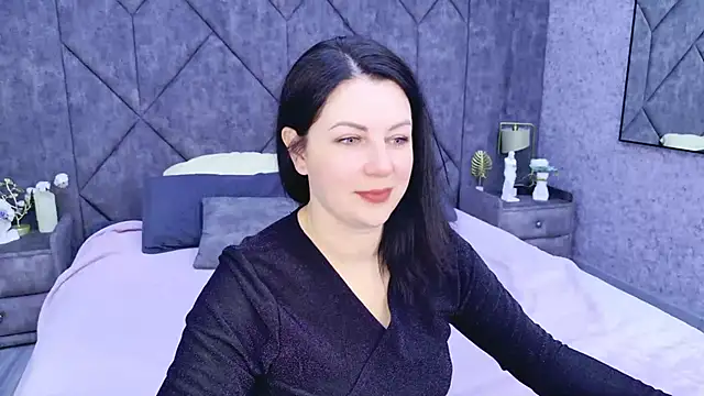 Nina Stane online show from October 1, 5:45 am