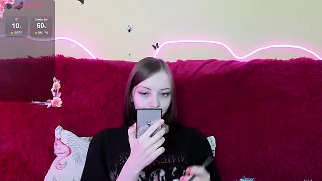 AliceHaris online show from December 21, 7:01 am