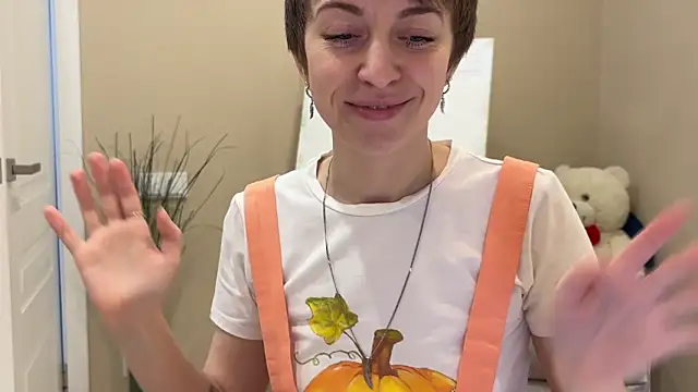 daniellia  online show from January 10, 8:08 am