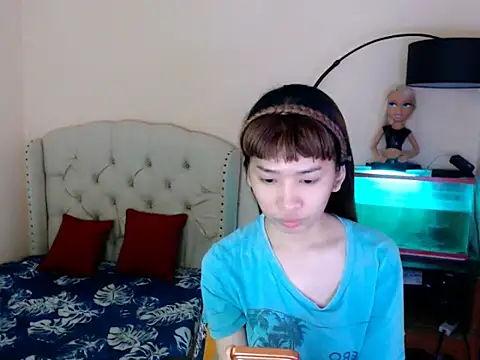 ShantalFoxxy  online show from February 26, 1:15 am