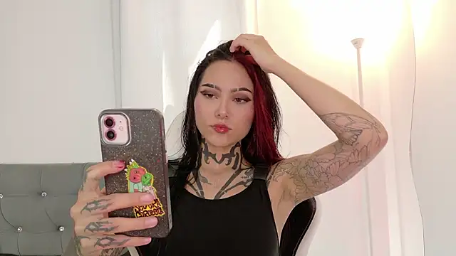 sara queen10 online show from March 19, 6:56 pm