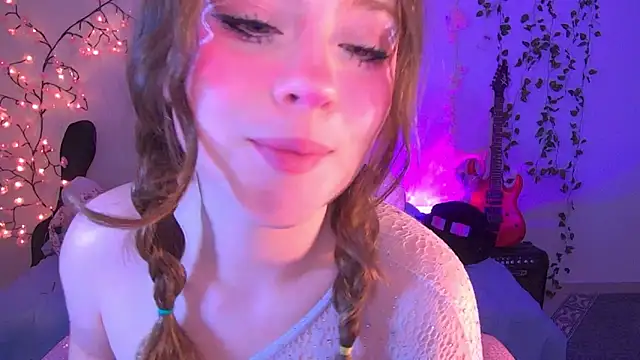 Lil bela online show from February 3, 12:21 pm