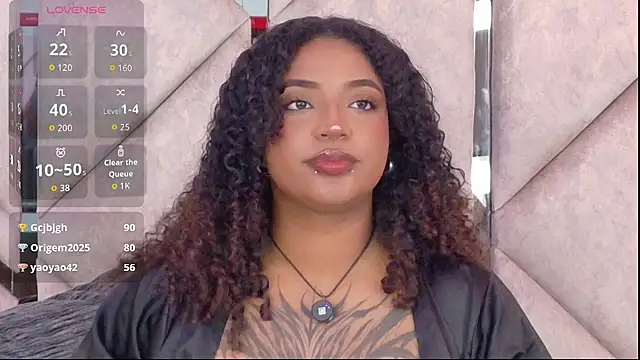 Cristal-Jonnes online show from April 17, 4:03 am