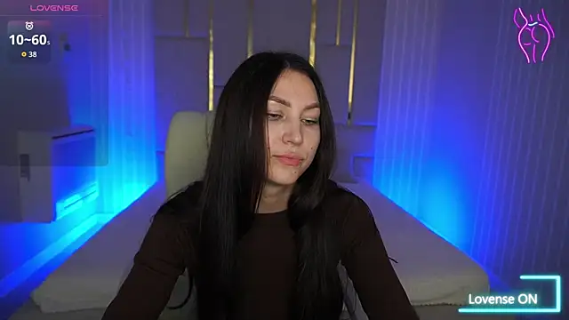 EliseVelour online show from October 18, 1:03 pm