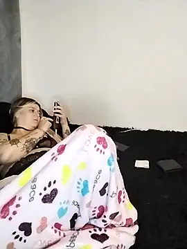 Fernandar2025 online show from October 18, 2:14 am