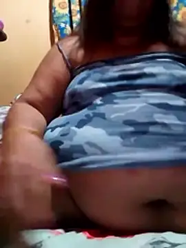 Huge mama69 online show from February 24, 3:32 pm