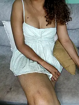 Tamilpallavi online show from February 18, 3:22 pm