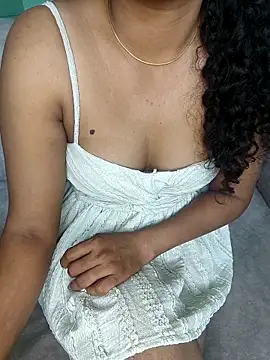 Tamilpallavi online show from January 7, 11:08 pm