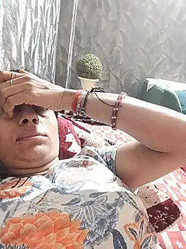 Soniya Roy online show from June 2, 3:29 am