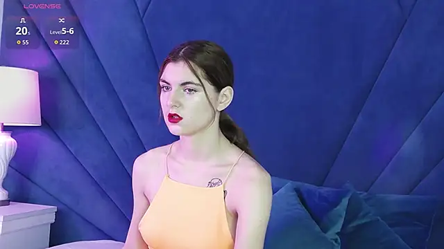 Evelisse online show from November 29, 5:11 am