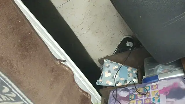 luisahot 9727 online show from April 9, 6:52 am