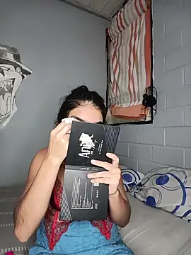 Bigtiti01 online show from April 15, 7:58 pm