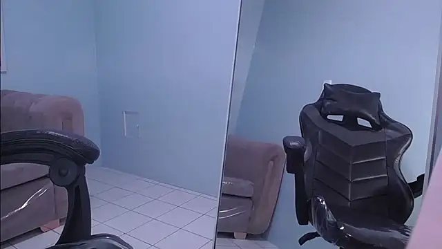 victoria hernandez t  online show from October 2, 1:49 pm