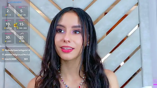 Sarah-Grace online show from January 6, 1:09 am