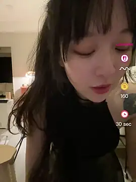 Etherealcat33 online show from April 28, 1:59 pm