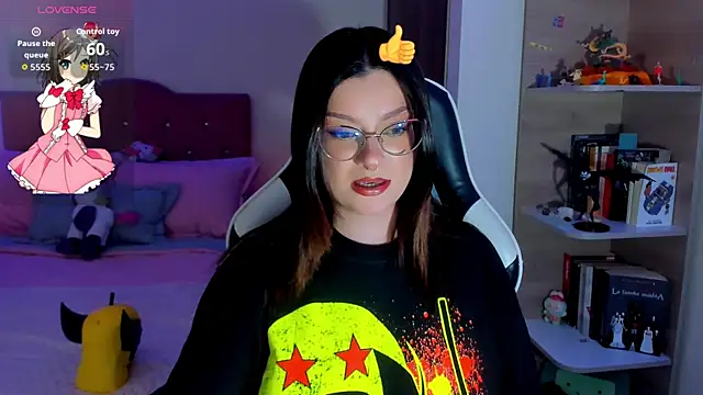 OphelianaRose33 online show from March 19, 10:47 pm