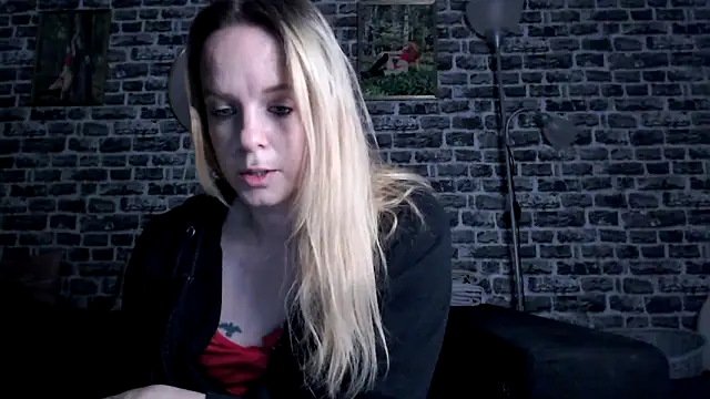 SexyMilf 37 online show from May 11, 8:39 pm