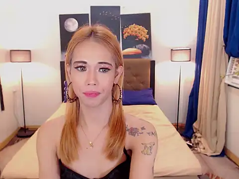 PreciousAmore online show from October 27, 9:31 pm