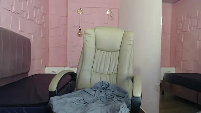 katalina07 1 online show from March 22, 2:12 pm