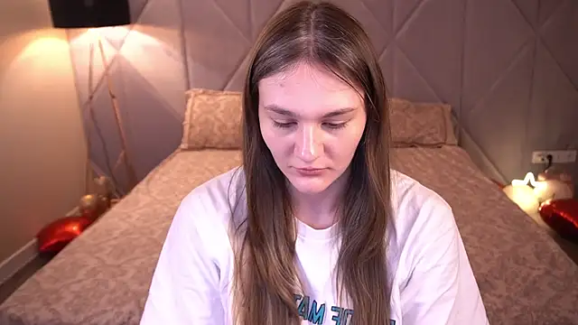 DiamondGoldie online show from February 28, 8:19 pm