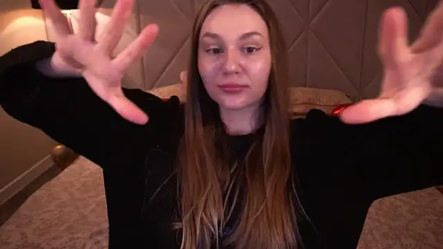 DiamondGoldie online show from February 22, 8:21 pm