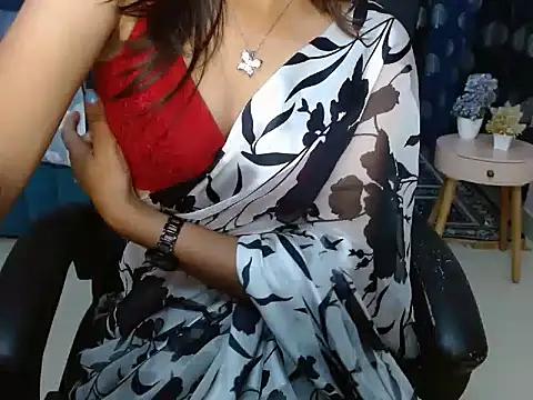 Urlove lily online show from September 17, 3:43 pm