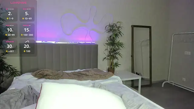 Luna G0ld online show from October 1, 12:26 am