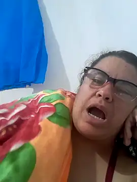 yaneth  online show from September 29, 11:15 am