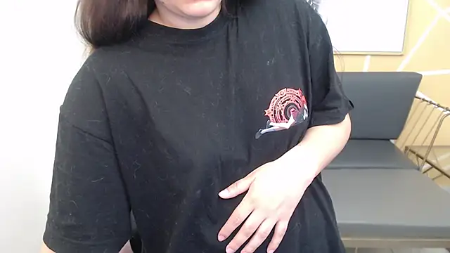 olivia russo  online show from November 19, 8:09 pm