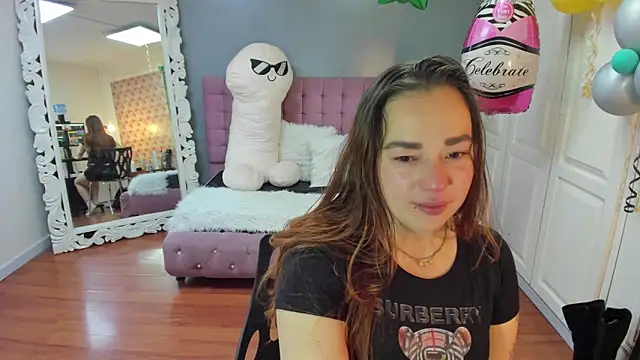 Tammy parker  online show from October 1, 3:00 am